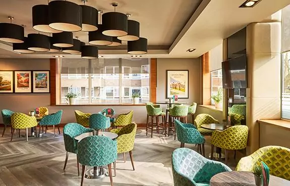 Restaurant dining