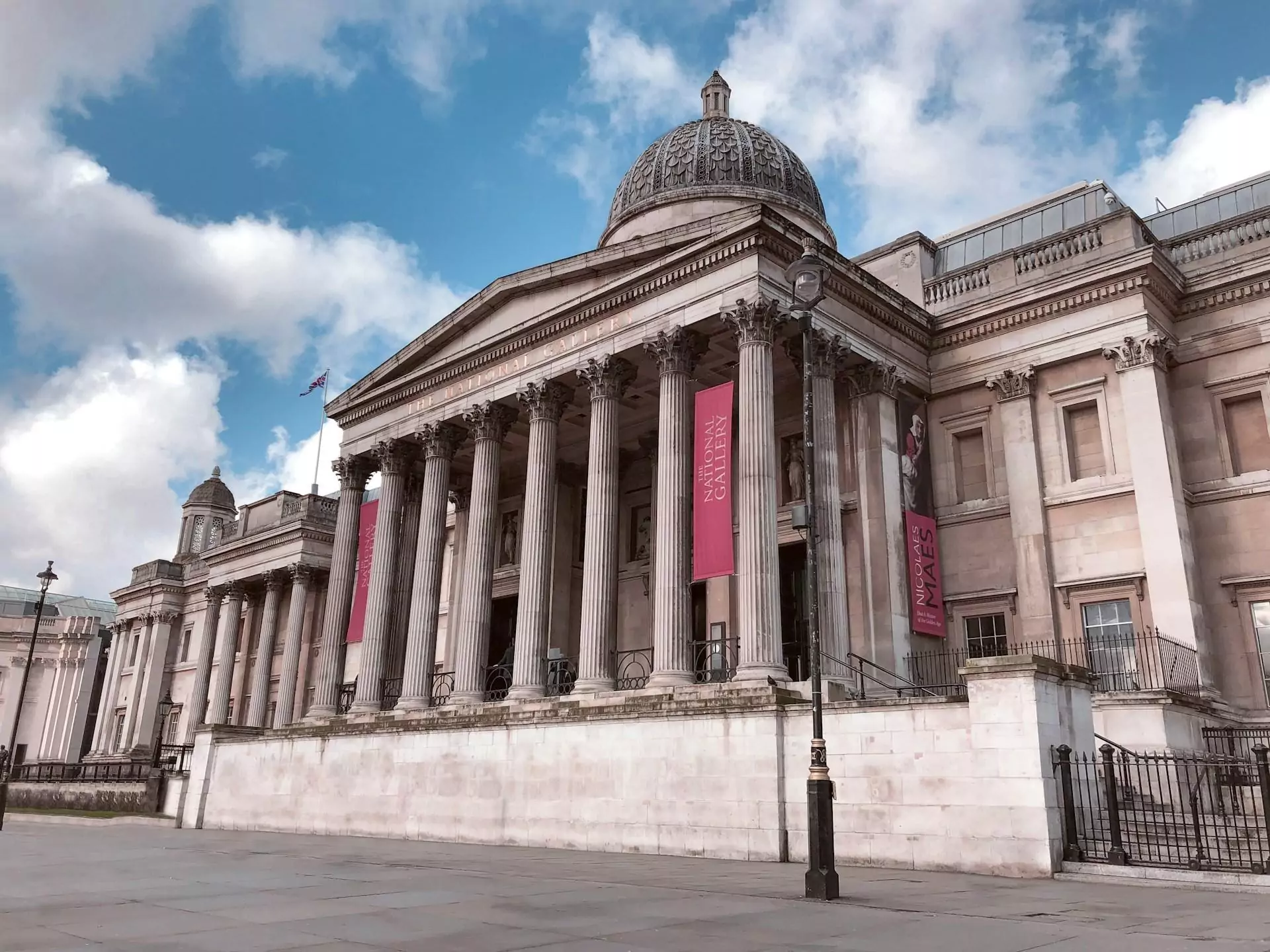 24 Hours in London Thistle Trafalgar Square Blog Image