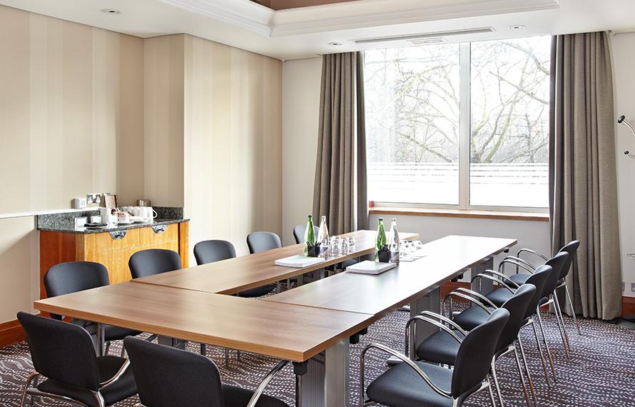 Thistle Kensington Gardens Boardroom