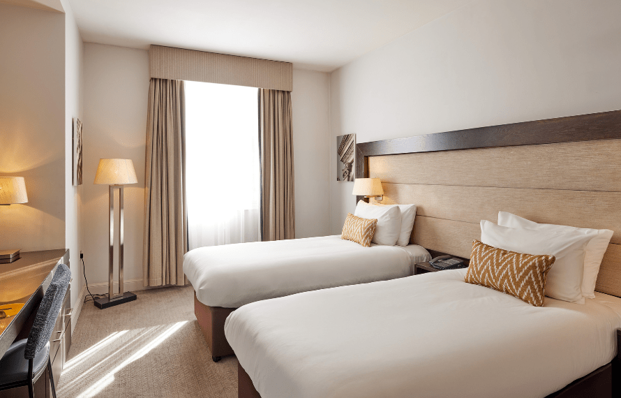 Twin beds in twin bedroom