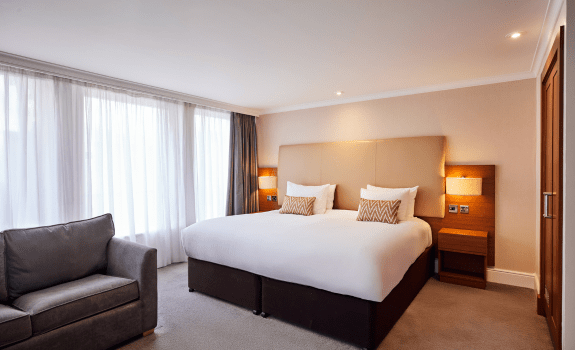 Junior suite bedroom with bed