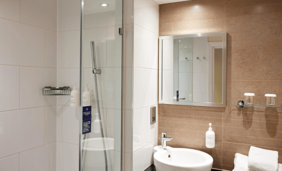 Bathroom in deluxe king bedroom