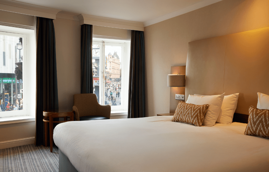 Bed photo in double bedroom