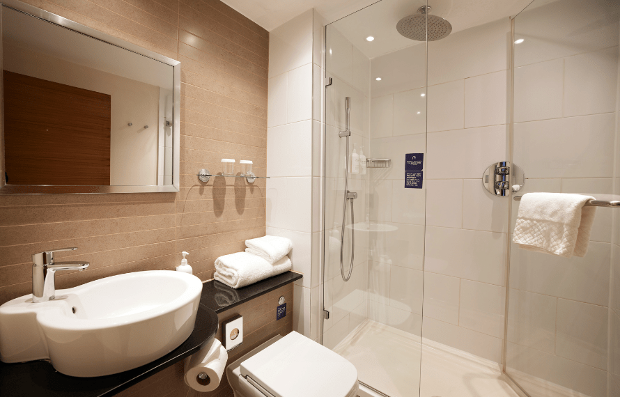 Bathroom in twin bedroom