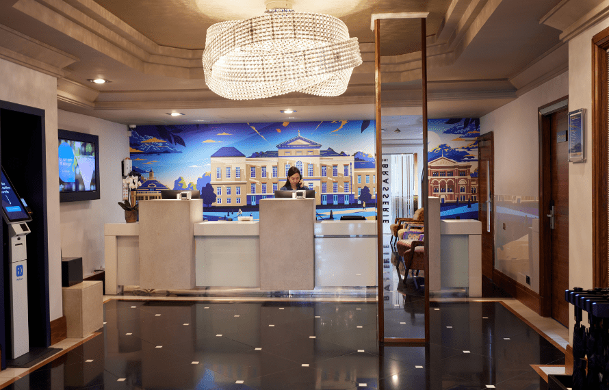 Reception at Thistle Kensington Gardens Hotel